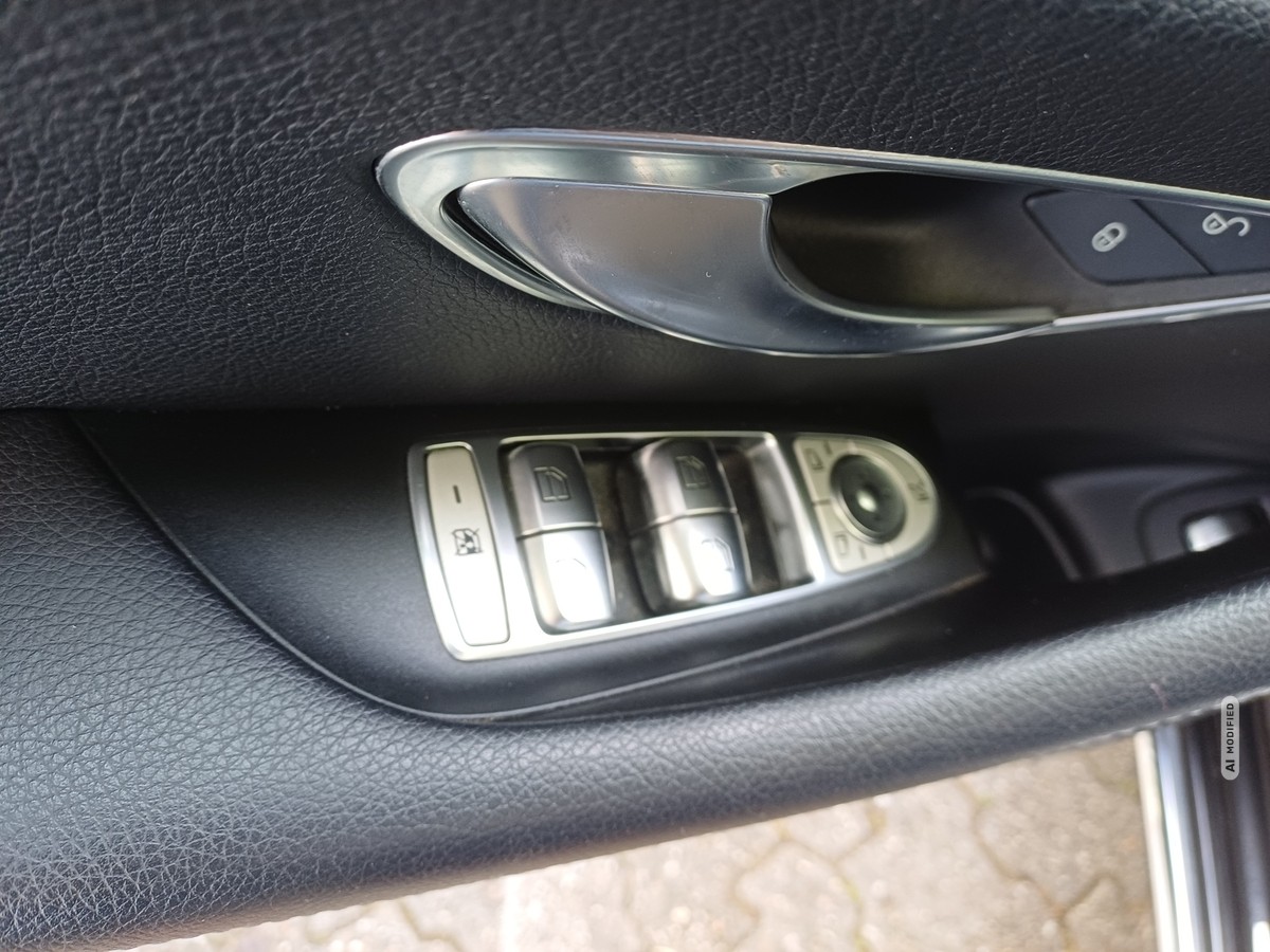 Mercedes-Benz E 200 T Avantgarde 4Matic AHK*LED*NAVI*KAMERA*SHZ*PTS*