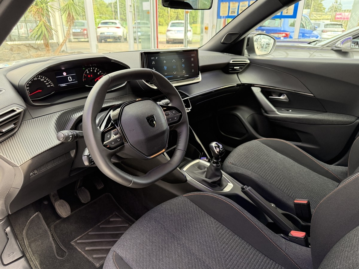 Peugeot 2008 1.2 PureTech 100 Style (EURO 6e) 
