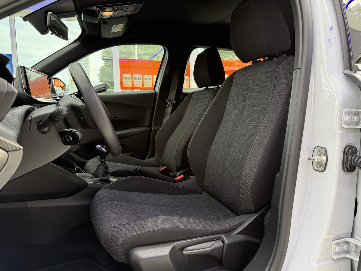 Peugeot 2008 1.2 PureTech 100 Style (EURO 6e) 