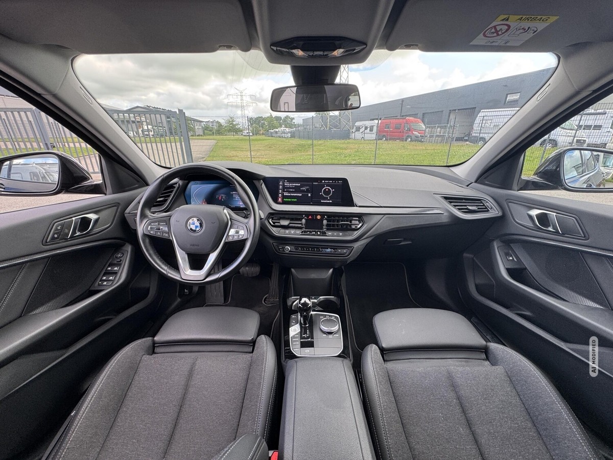 BMW 118 i A+Sport Line+LED+Spurhalte+Shadow