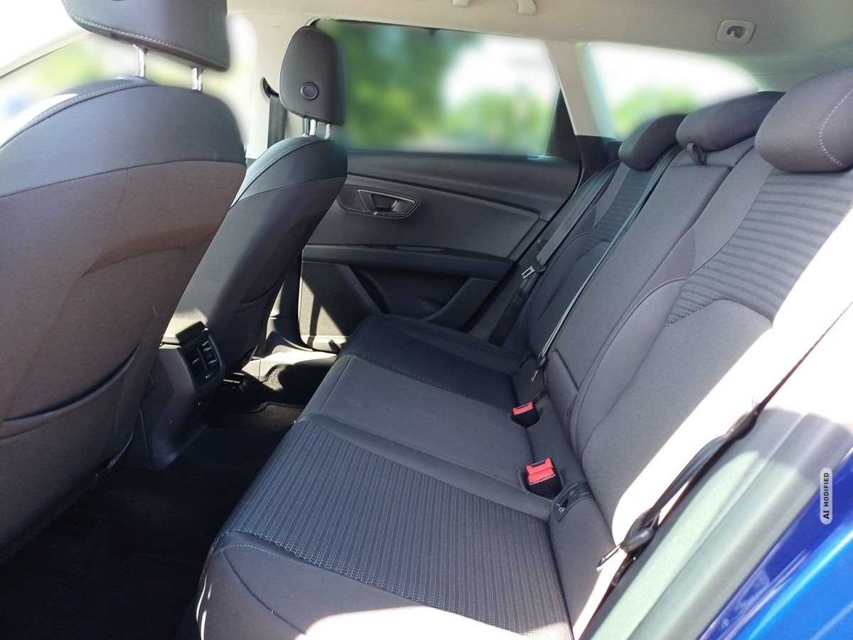 Seat Leon ST 1.5 TSI Xcellence ACC Sitzh. PDC Kamera Full-Link