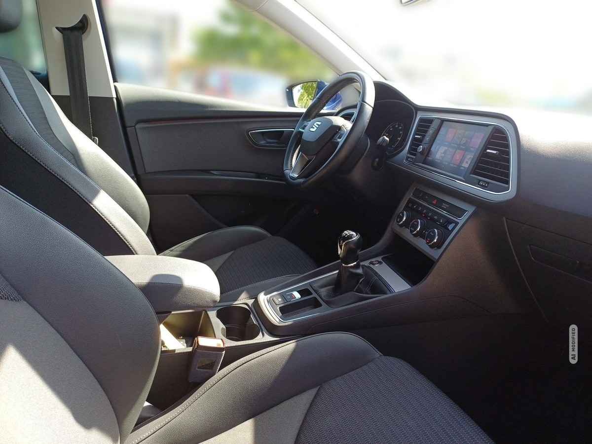 Seat Leon ST 1.5 TSI Xcellence ACC Sitzh. PDC Kamera Full-Link