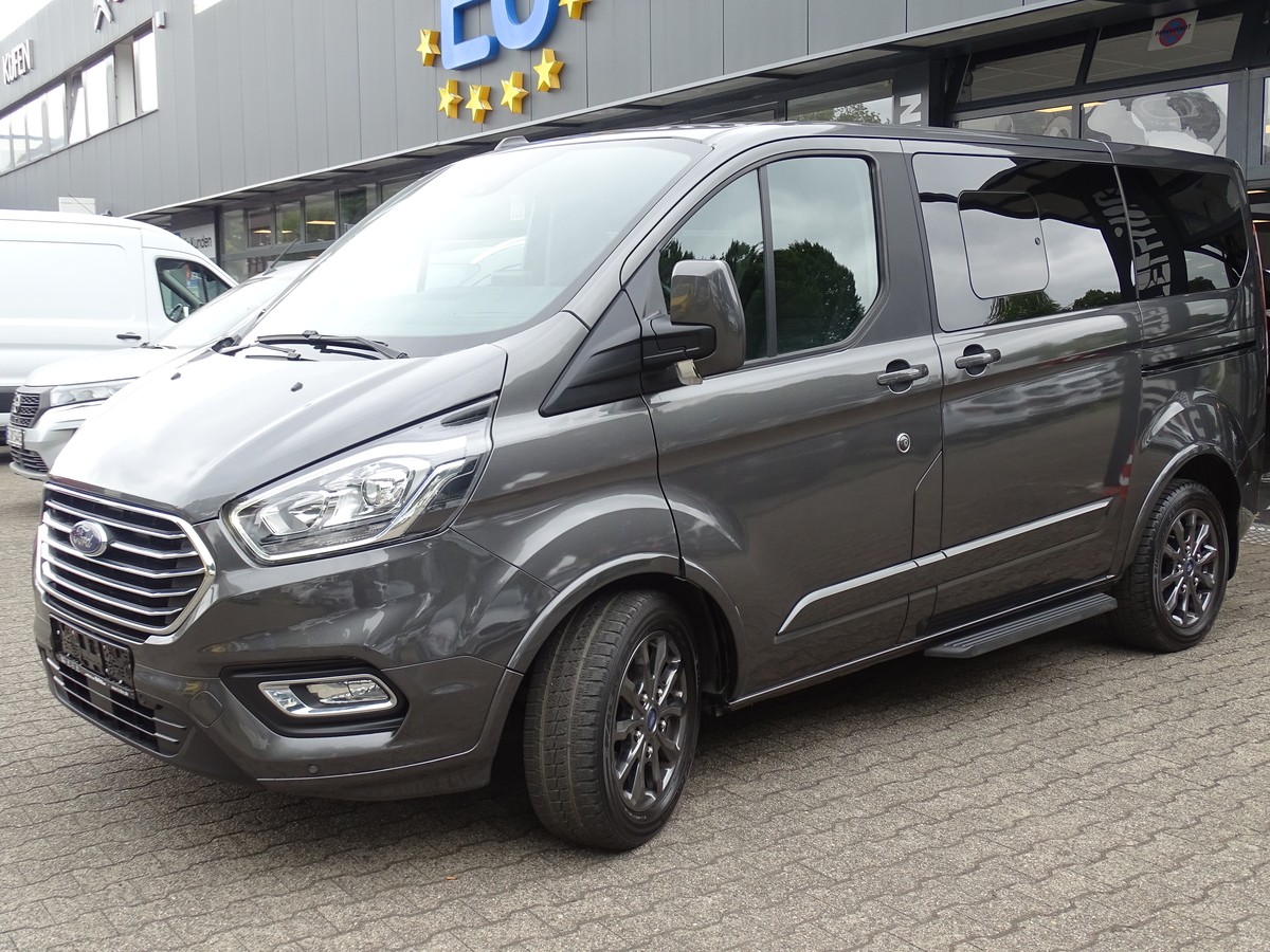 Ford Tourneo Custom 2.0 TDCi 320 L1 Titanium Automatik