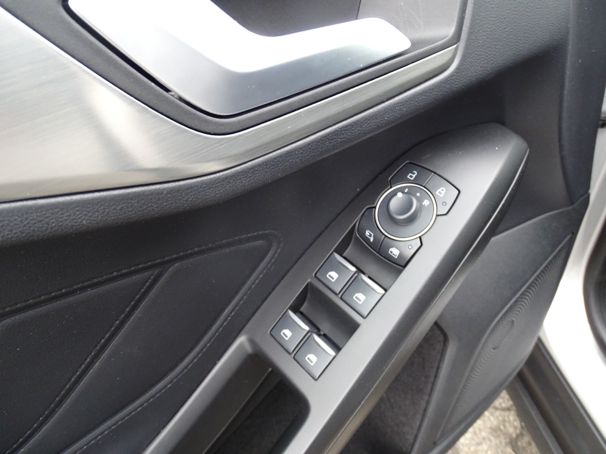 Ford Focus 1.5 EcoBlue Turnier Titanium Automatik