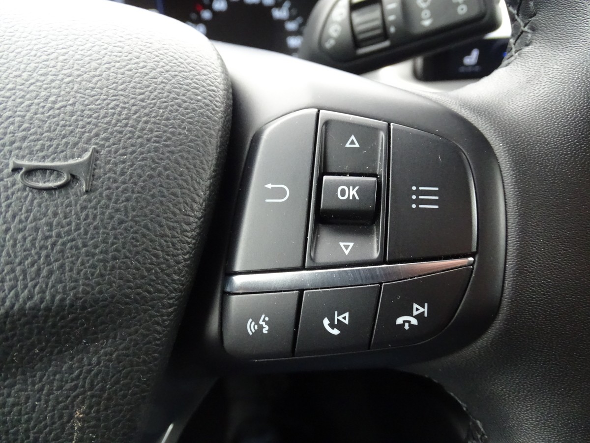 Ford Focus 1.5 EcoBlue Turnier Titanium Automatik