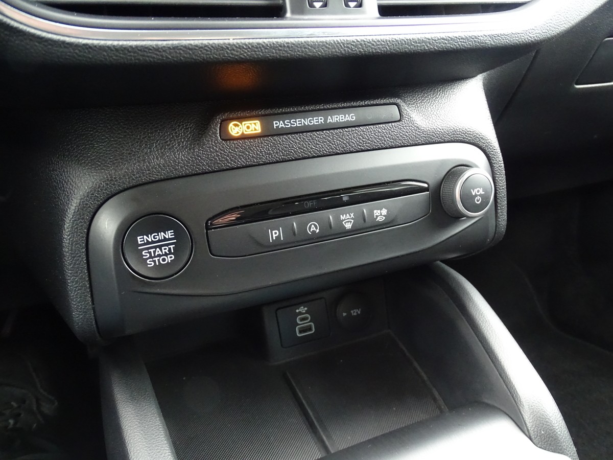 Ford Focus 1.5 EcoBlue Turnier Titanium Automatik