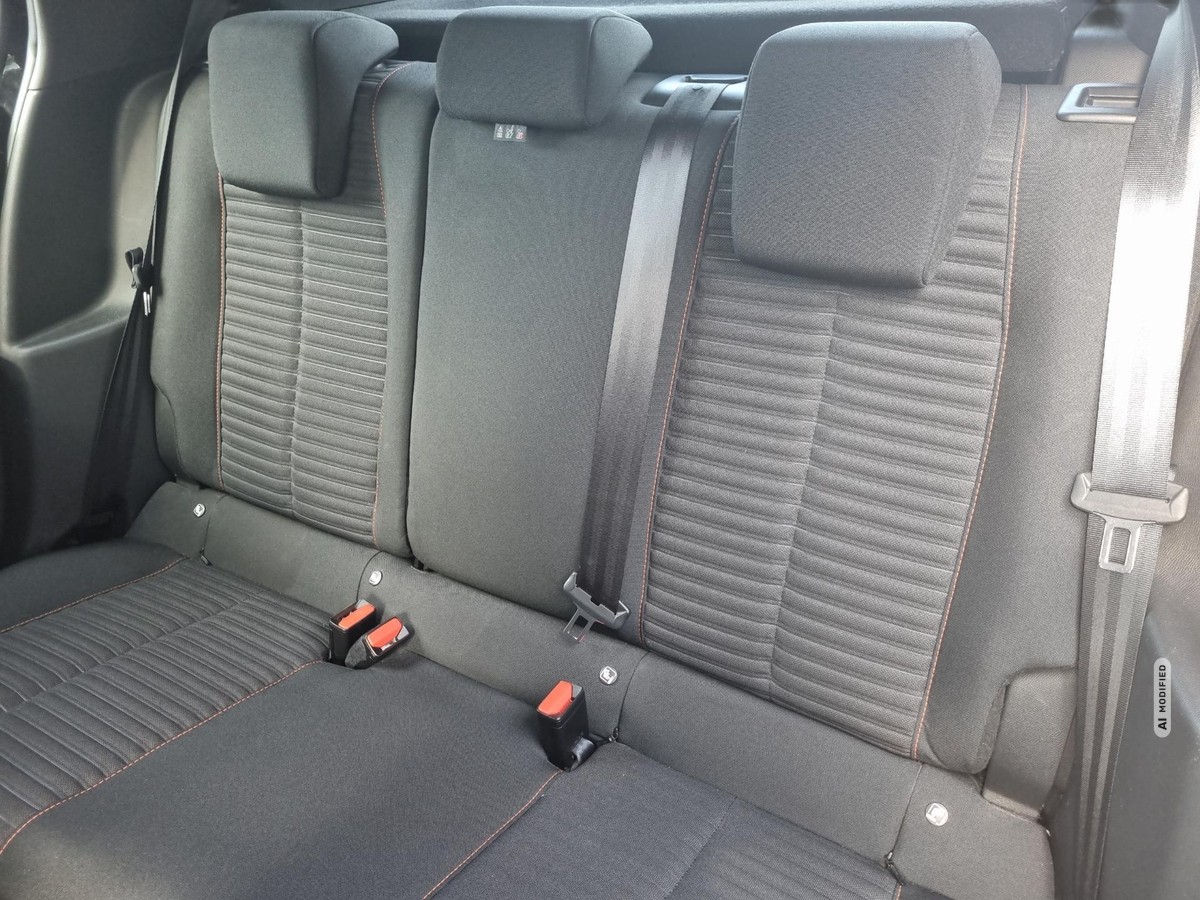 Peugeot 208 1.2 PureTech 75 Active *Kamera*SHZ