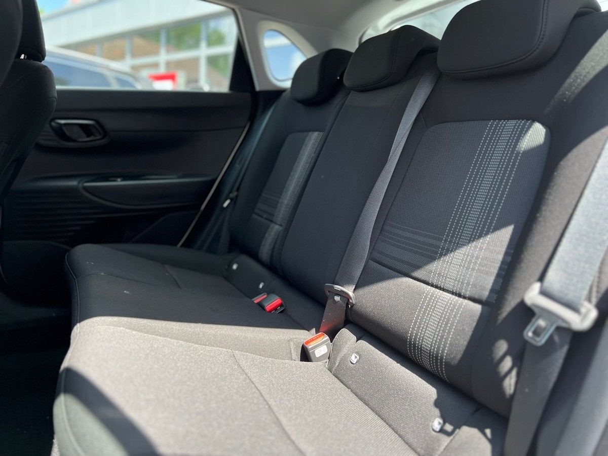 Hyundai i20 1.0 T-GDI - Automatik - Sitzhzg - Navi - PDC - R.Kam -