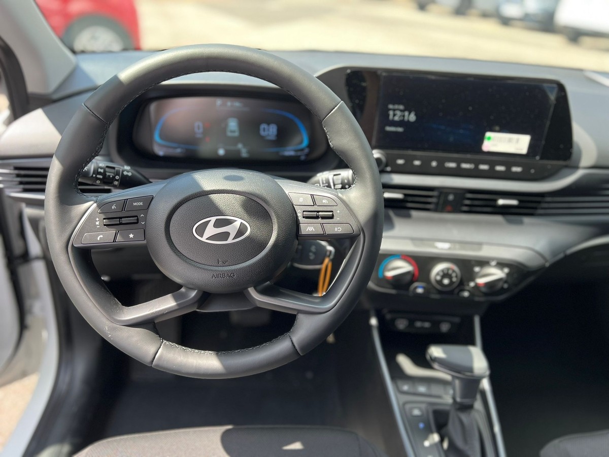 Hyundai i20 1.0 T-GDI - Automatik - Sitzhzg - Navi - PDC - R.Kam -