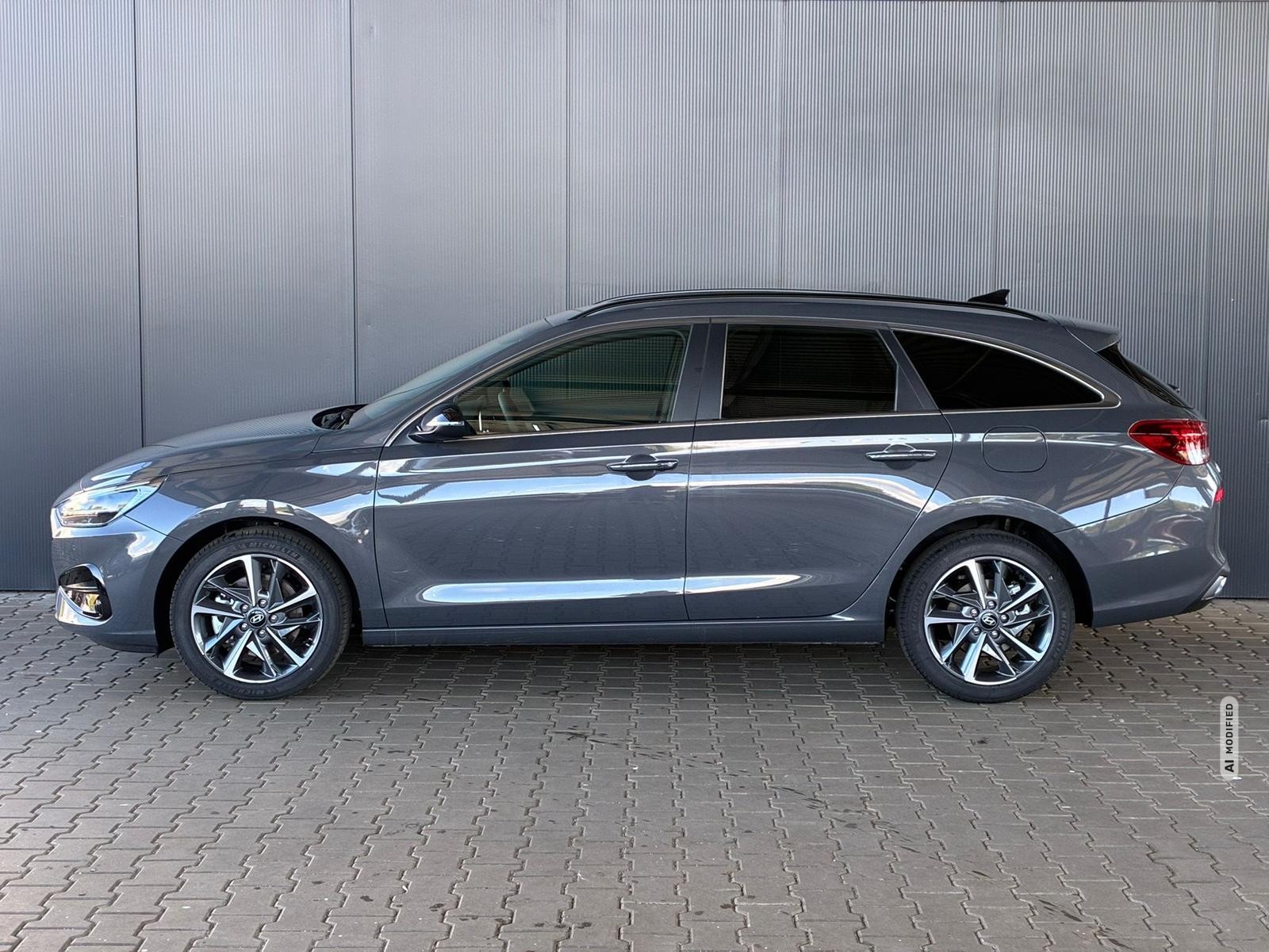 Hyundai i30 Kombi Comfort Plus 1.5 GDI / Keyless / Totwinkelassis. / PDC V&H + Kamera / 