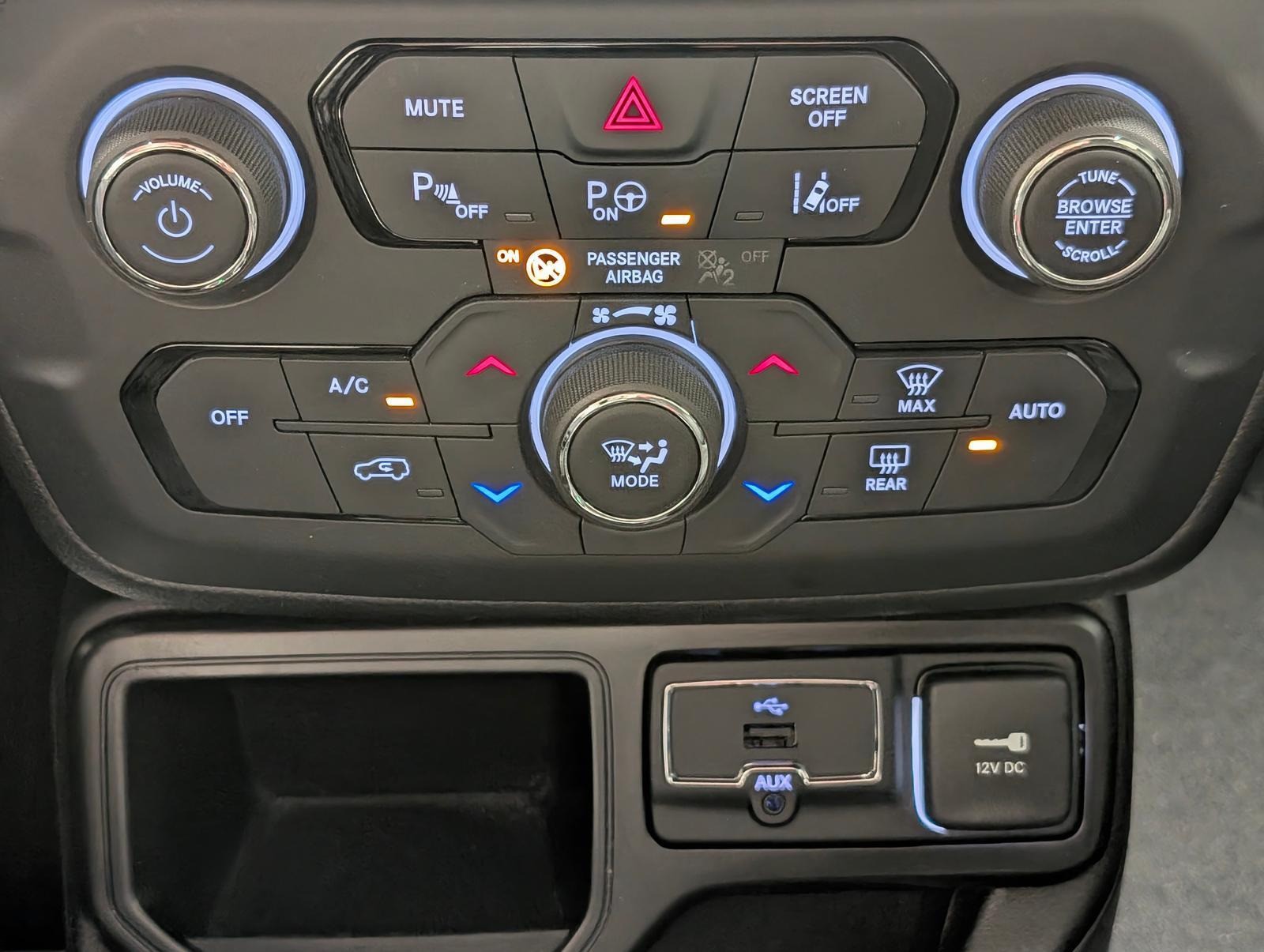 Jeep Renegade Limited LED/Navi/SHZ/LHZ/Kam/ACC/18-LM