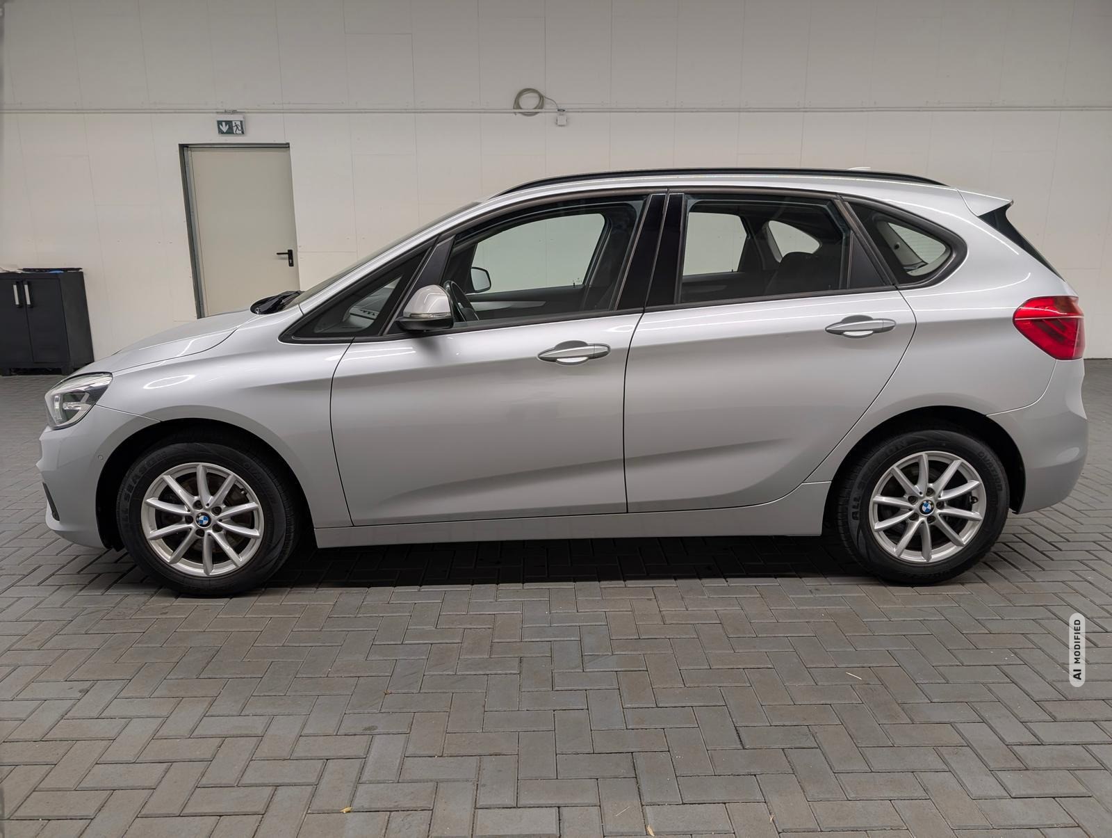 BMW 218 Active Tourer 218i Active Tourer SHZ/PDC/Kam/Tempom./16-LM