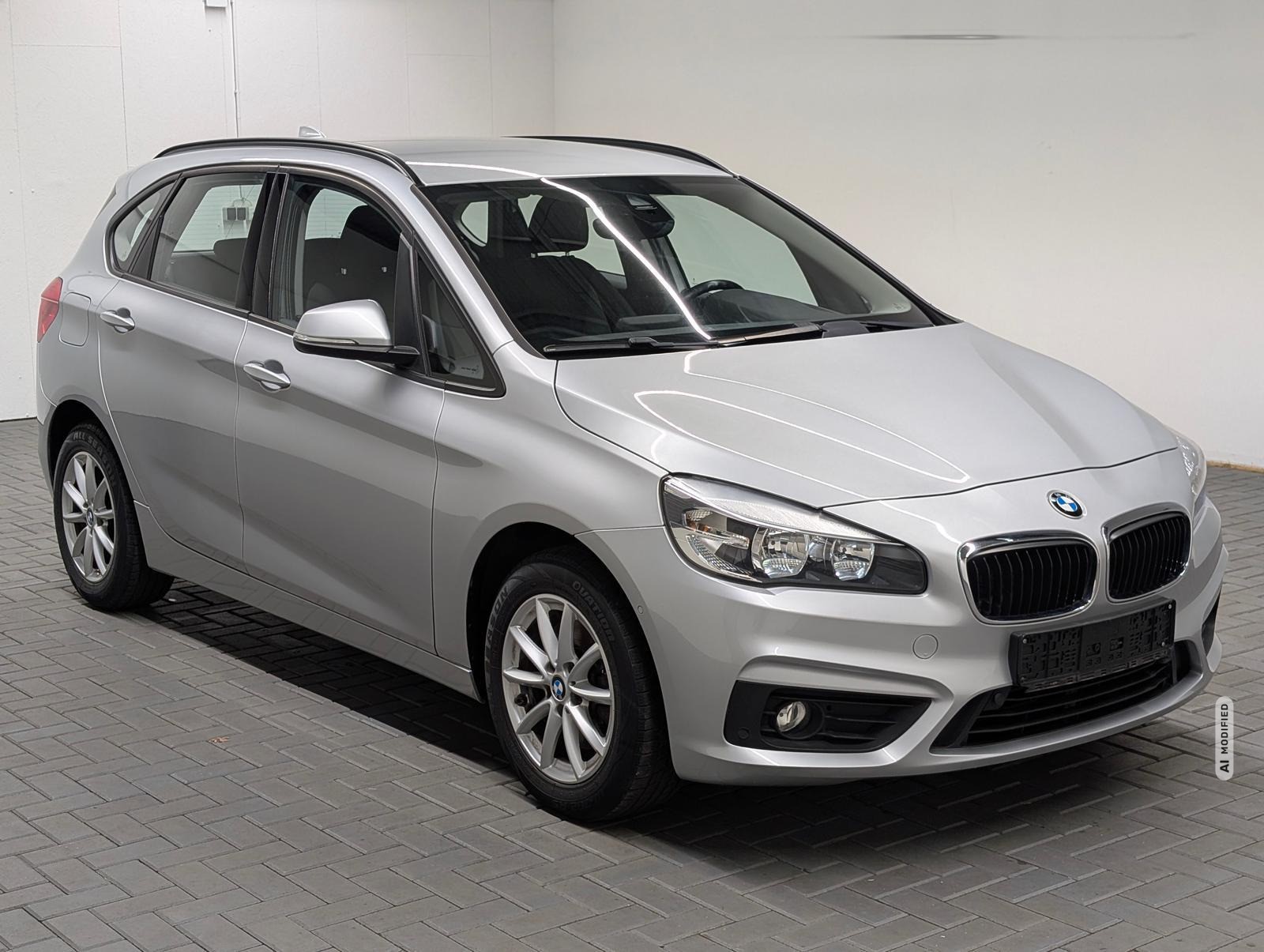 BMW 218 Active Tourer 218i Active Tourer SHZ/PDC/Kam/Tempom./16-LM