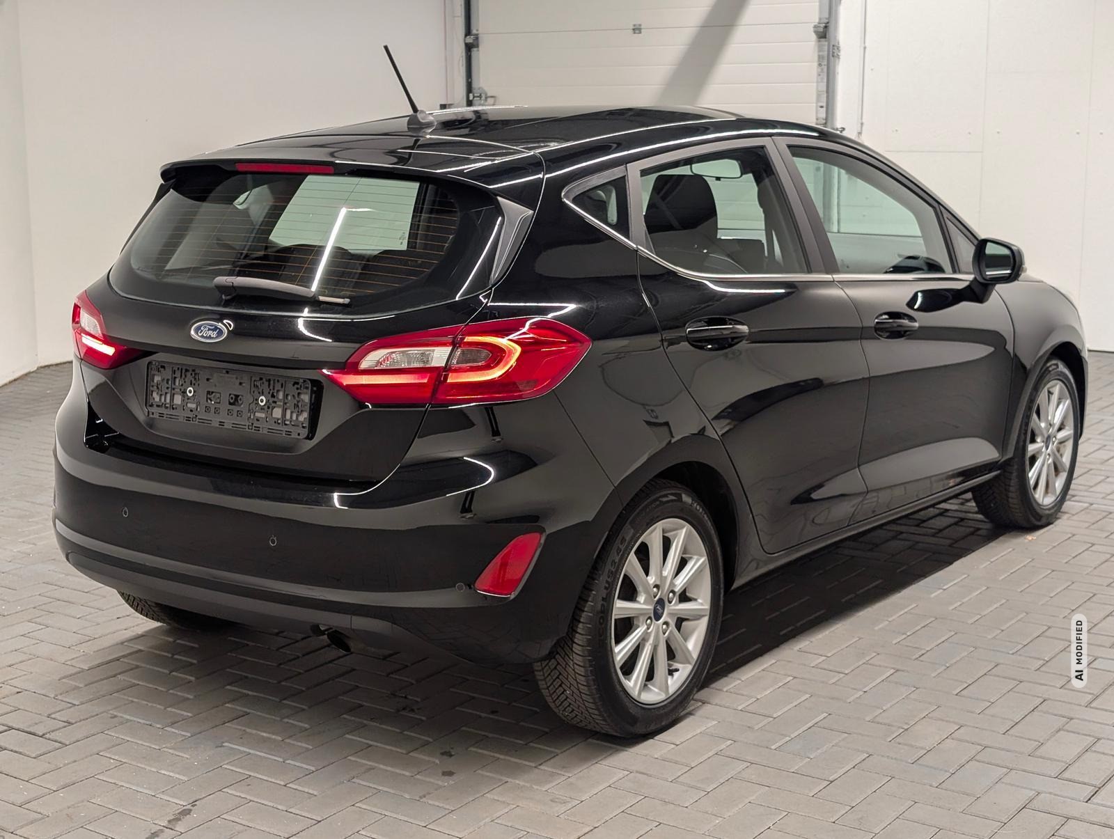 Ford Fiesta Titanium Carplay/SHZ/FSH/PDC/Limiter/16LM