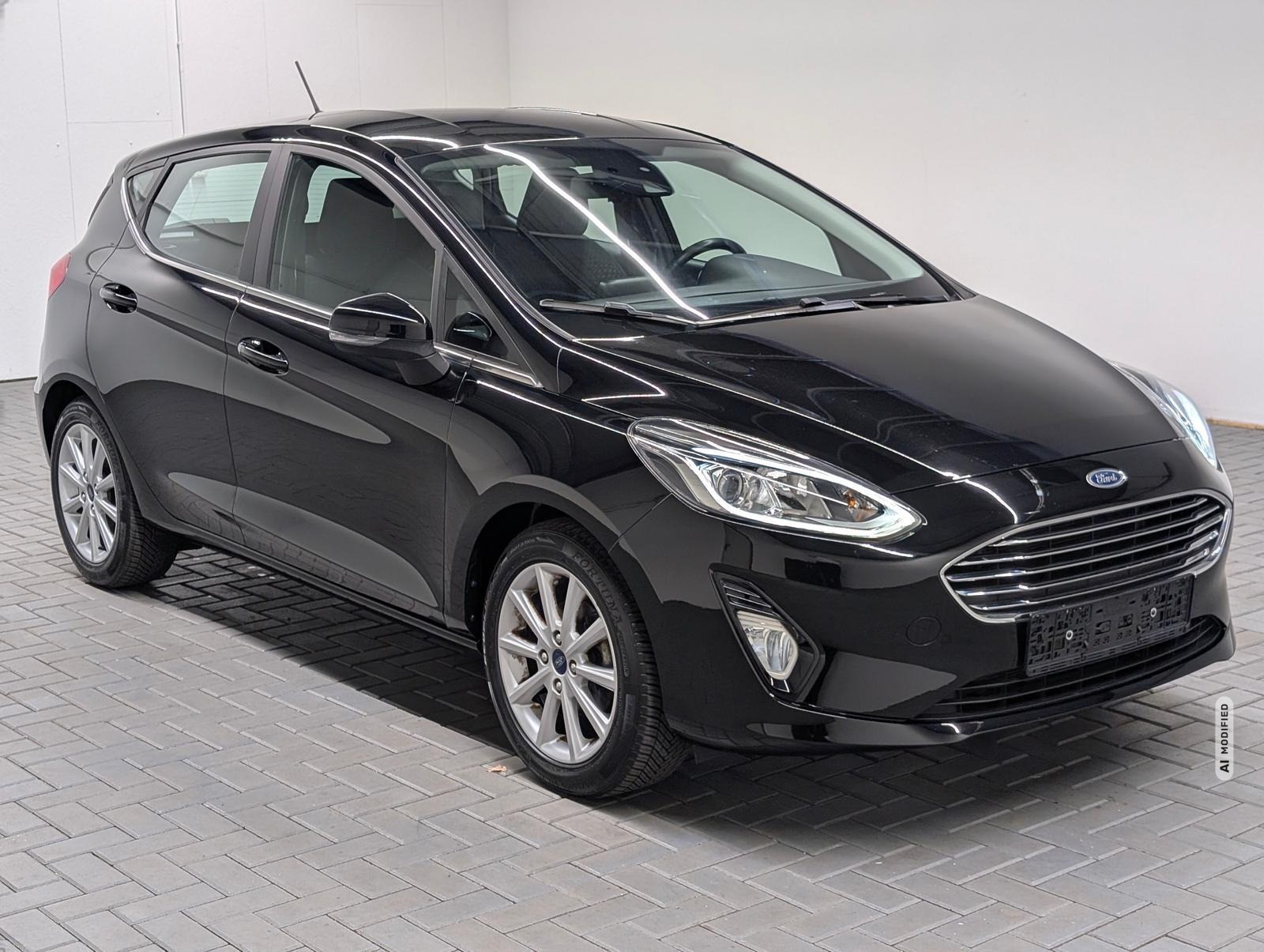 Ford Fiesta Titanium Carplay/SHZ/FSH/PDC/Limiter/16LM
