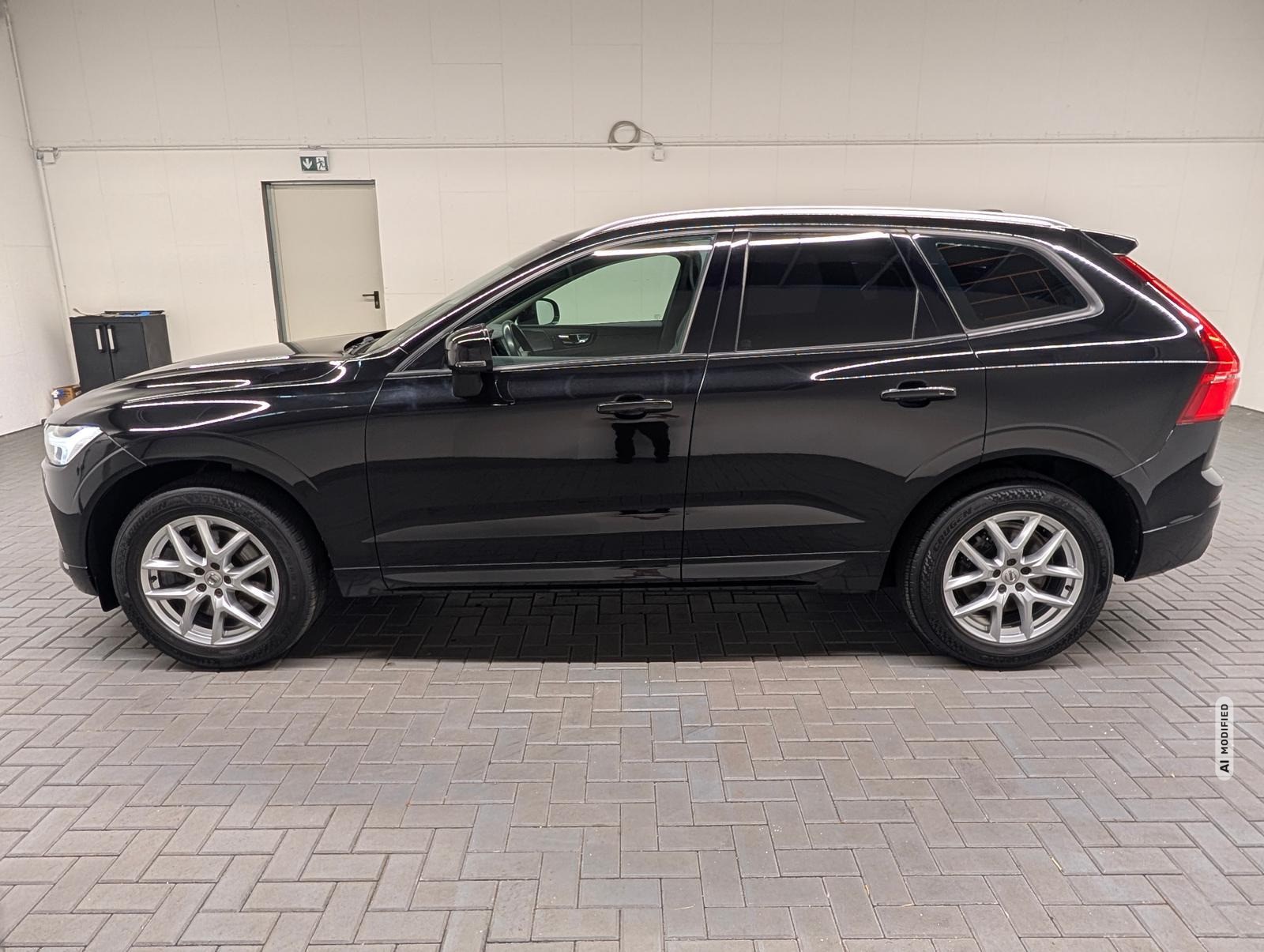 Volvo XC60 Momentum Matrix/Navi/AHK/elH/360°/H.-K./SHZ