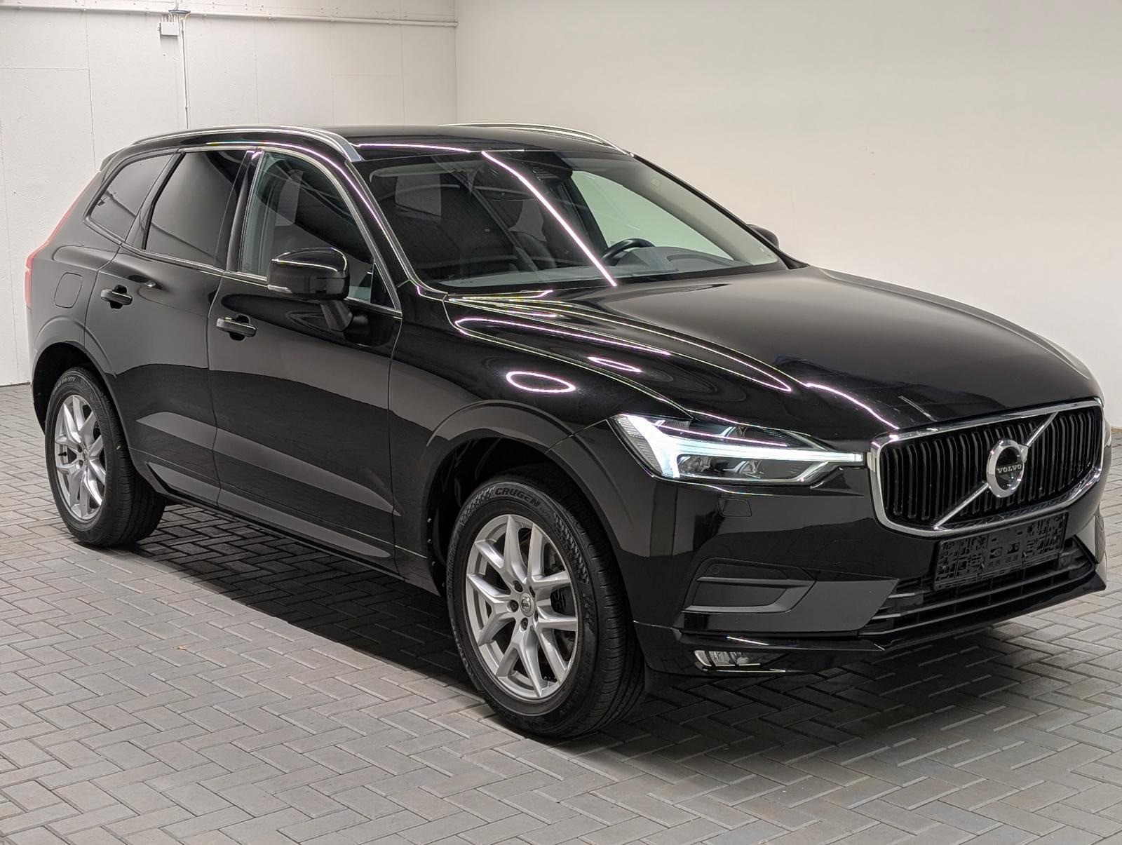 Volvo XC60 Momentum Matrix/Navi/AHK/elH/360°/H.-K./SHZ