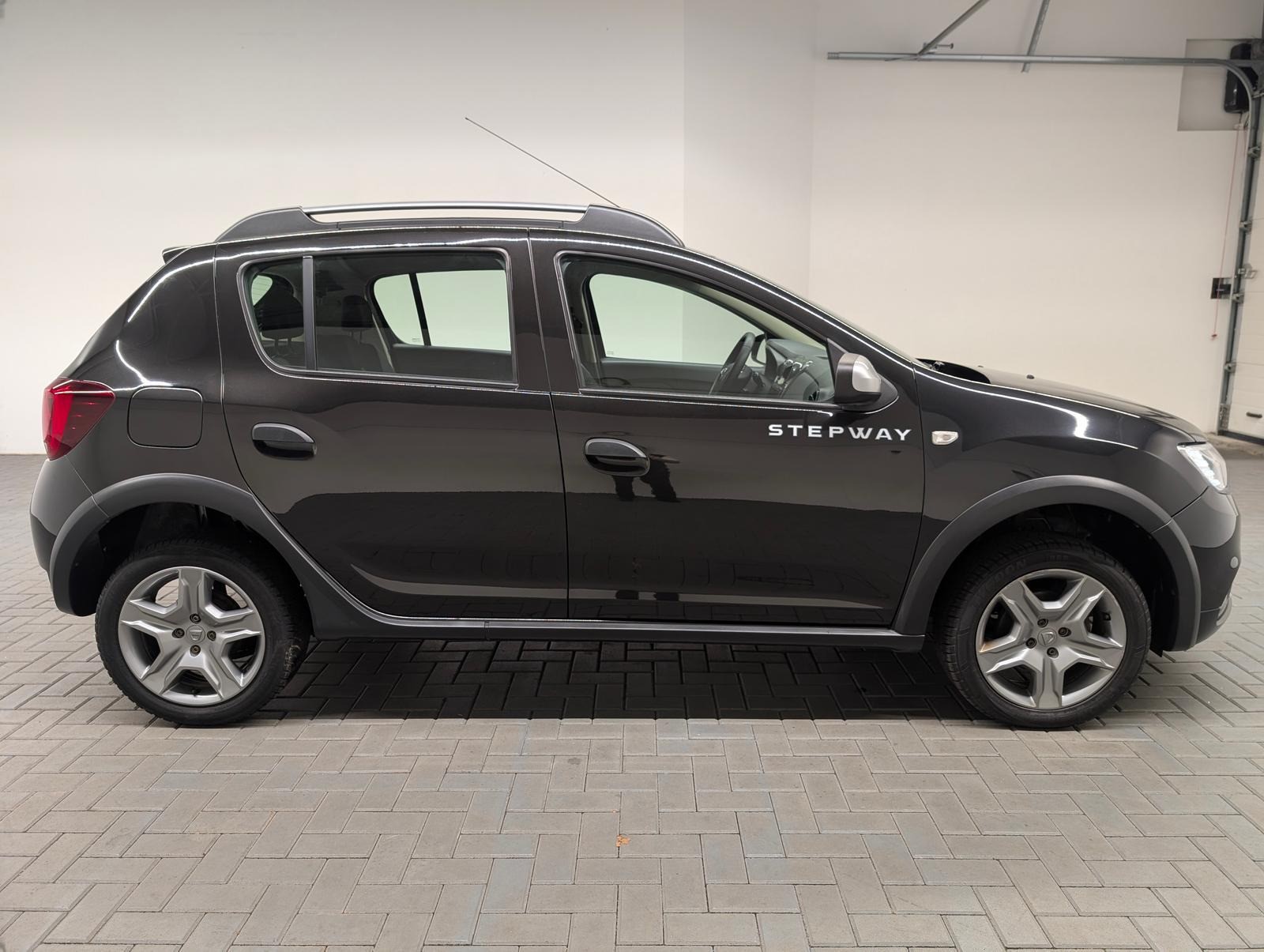 Dacia Sandero Stepway Navi/Klima/BT/USB/LED-TFL
