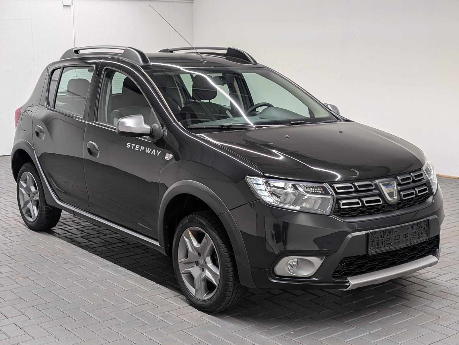 Dacia Sandero Stepway Navi/Klima/BT/USB/LED-TFL