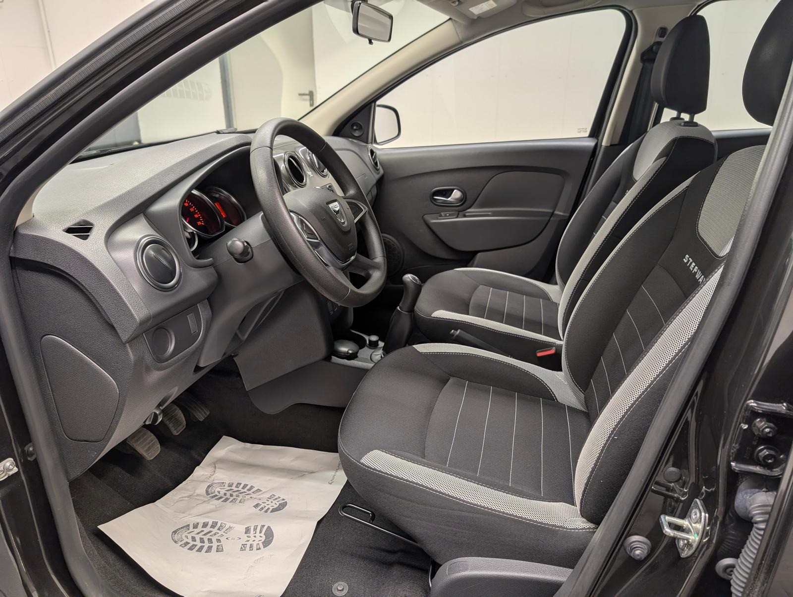 Dacia Sandero Stepway Navi/Klima/BT/USB/LED-TFL