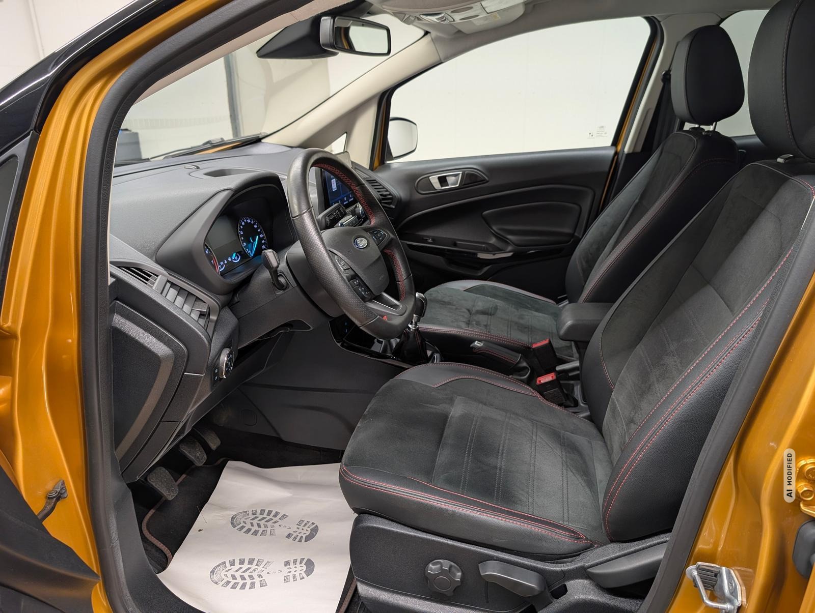 Ford EcoSport ST-Line LED/SHZ/FSH/AHK/PDC/Tempom/17LM