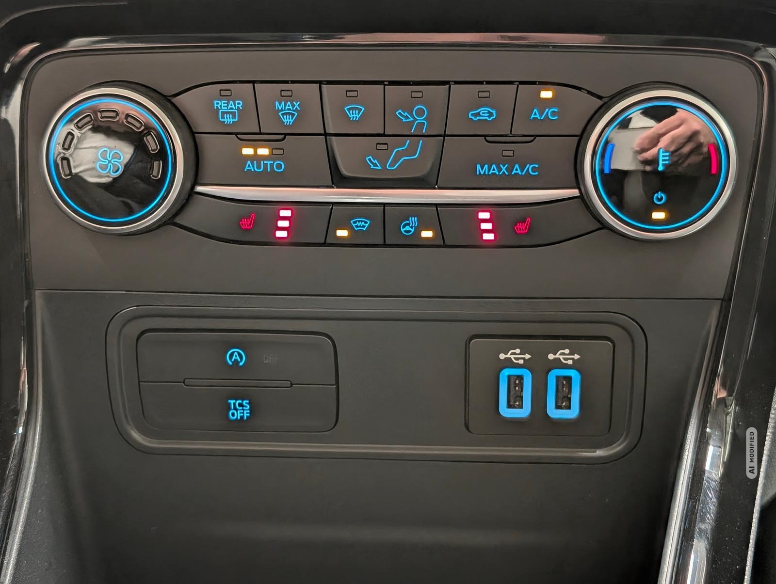 Ford EcoSport ST-Line LED/SHZ/FSH/AHK/PDC/Tempom/17LM