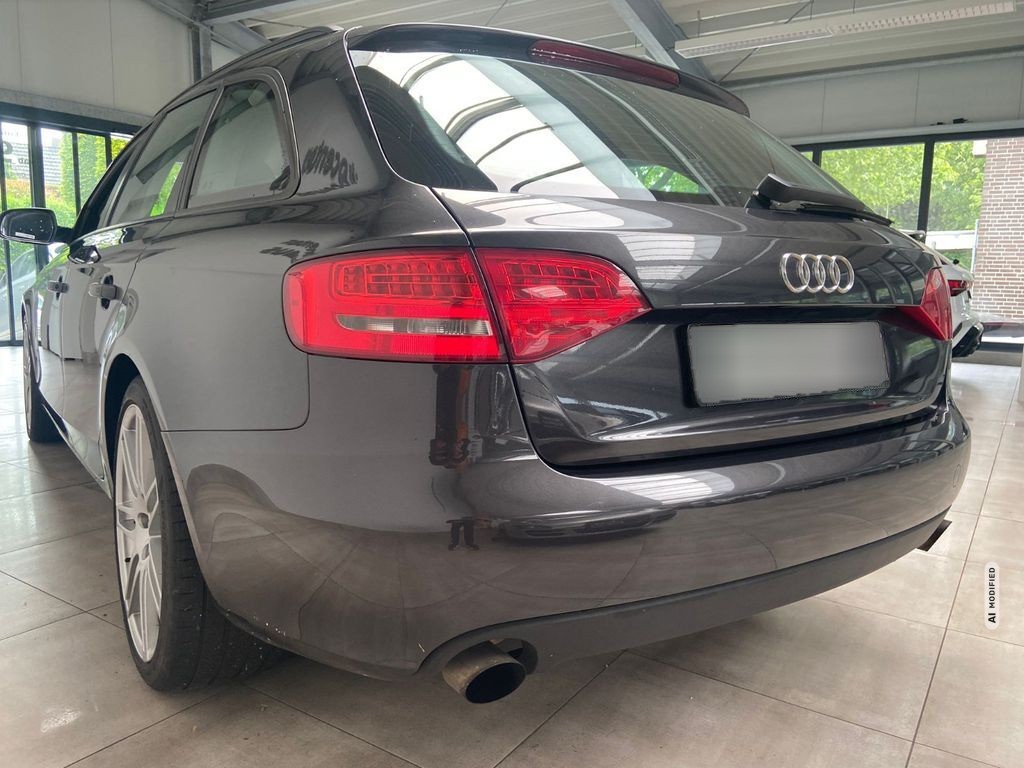 Audi A4 Avant Ambition 1.Hd Navi AHK Tempo Scheckheft