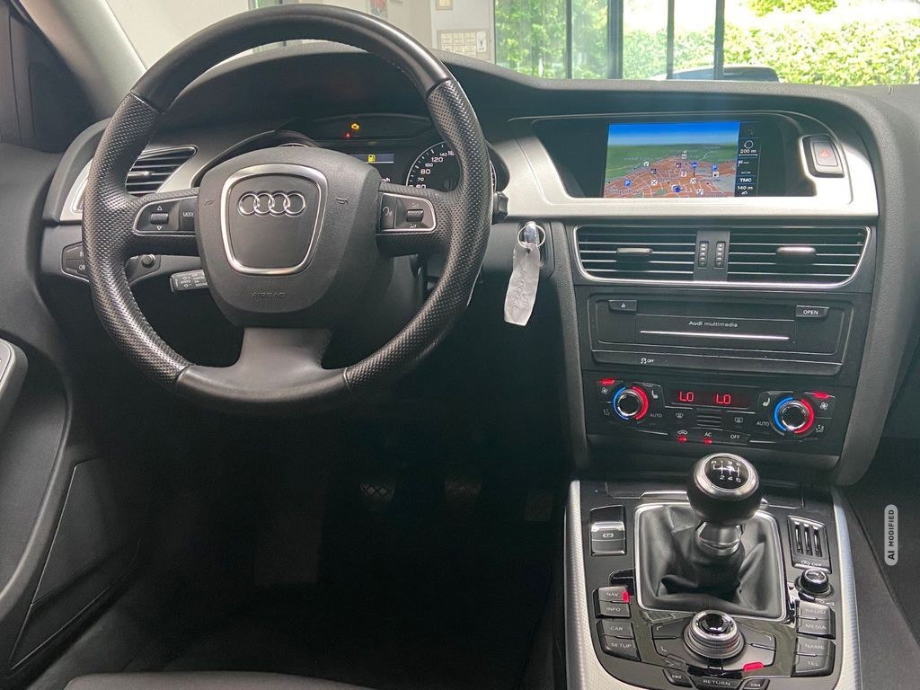 Audi A4 Avant Ambition 1.Hd Navi AHK Tempo Scheckheft