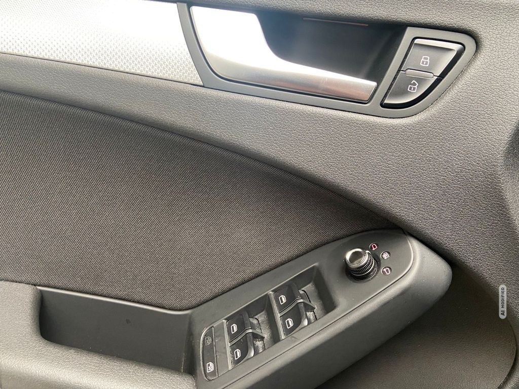 Audi A4 Avant Ambition 1.Hd Navi AHK Tempo Scheckheft