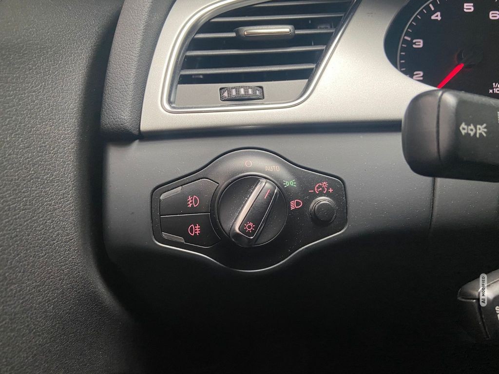 Audi A4 Avant Ambition 1.Hd Navi AHK Tempo Scheckheft