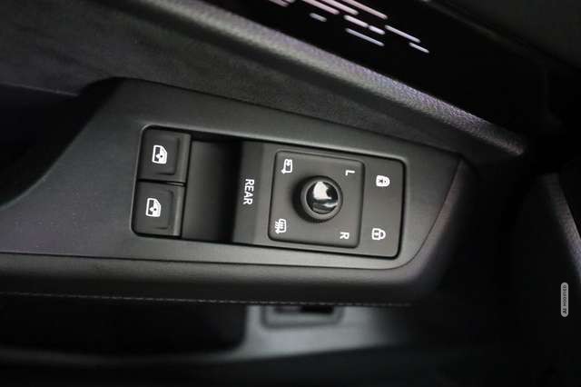 Volkswagen ID.7 Tourer Pro Black, AHK, HuD, IQ.Light, IQ.Drive, Ar