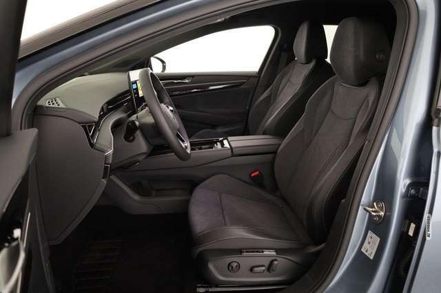 Volkswagen ID.7 Tourer Pro Black, AHK, HuD, IQ.Light, IQ.Drive, Ar
