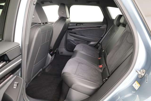 Volkswagen ID.7 Tourer Pro Black, AHK, HuD, IQ.Light, IQ.Drive, Ar