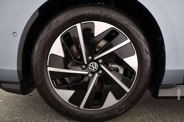 Volkswagen ID.7 Tourer Pro Black, AHK, HuD, IQ.Light, IQ.Drive, Ar