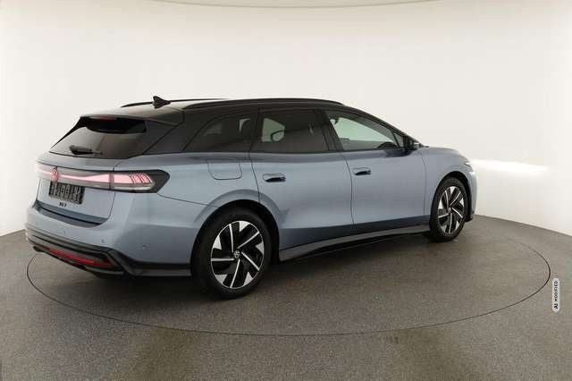Volkswagen ID.7 Tourer Pro Black, AHK, HuD, IQ.Light, IQ.Drive, Ar
