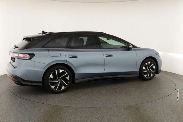 Volkswagen ID.7 Tourer Pro Black, AHK, HuD, IQ.Light, IQ.Drive, Ar