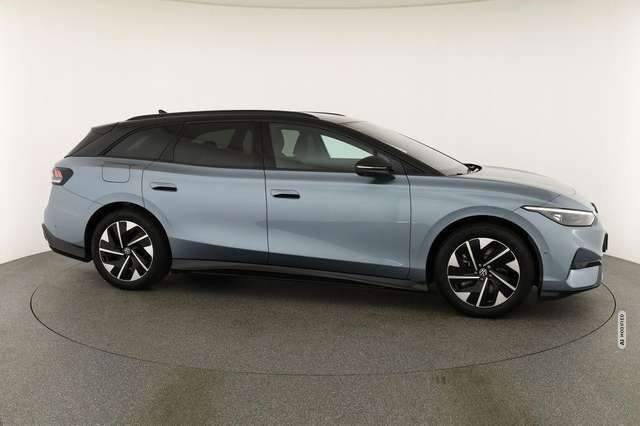 Volkswagen ID.7 Tourer Pro Black, AHK, HuD, IQ.Light, IQ.Drive, Ar
