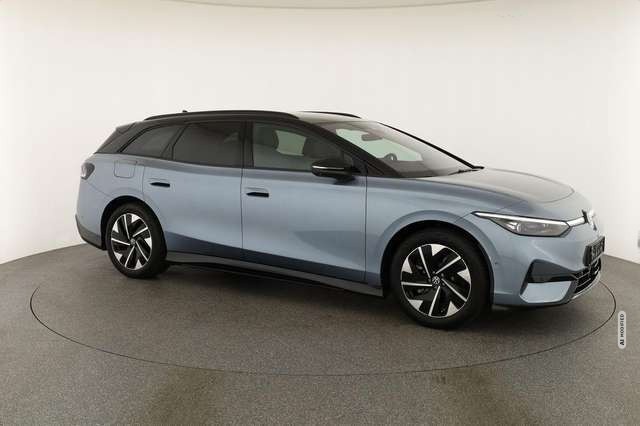 Volkswagen ID.7 Tourer Pro Black, AHK, HuD, IQ.Light, IQ.Drive, Ar