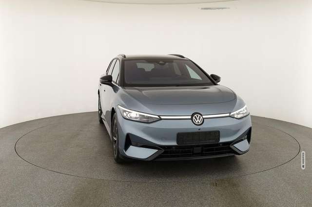 Volkswagen ID.7 Tourer Pro Black, AHK, HuD, IQ.Light, IQ.Drive, Ar