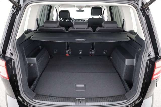 Volkswagen Touran 1.5 TSI DSG Comfortline, Navi, Side, Kamera, Winte