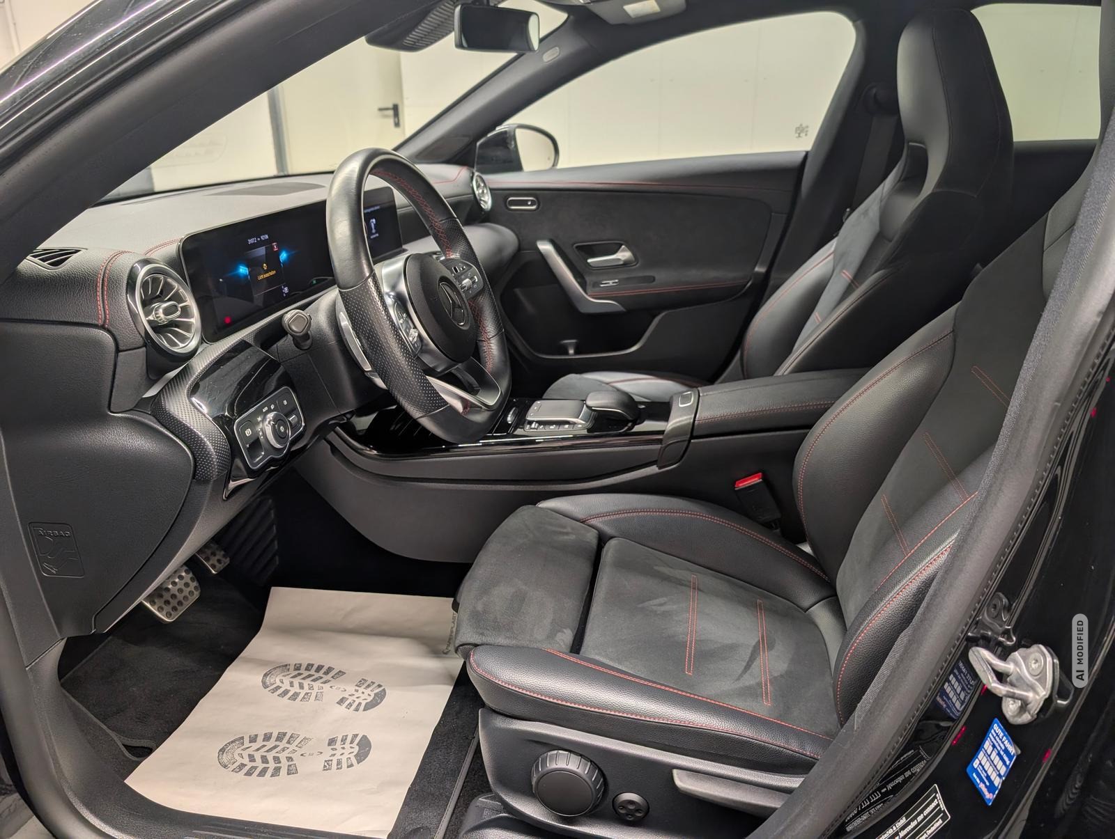 Mercedes-Benz CLA 200 Shooting Brake CLA 200 SB AMG-Line Stdhzg/LED/Navi/SHZ/360°/elH
