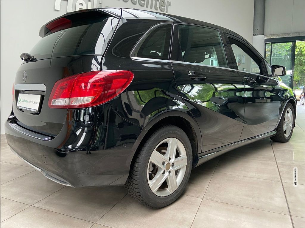 Mercedes-Benz B 180 1.Hand Kamera Sitzheizung AHK