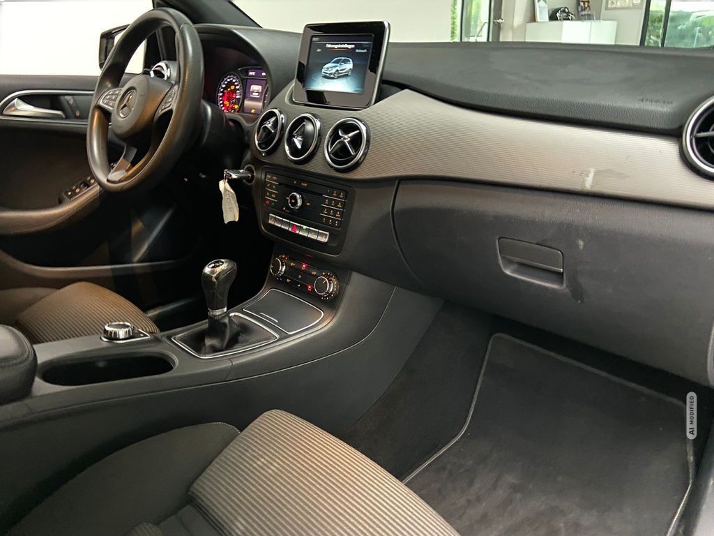 Mercedes-Benz B 180 1.Hand Kamera Sitzheizung AHK