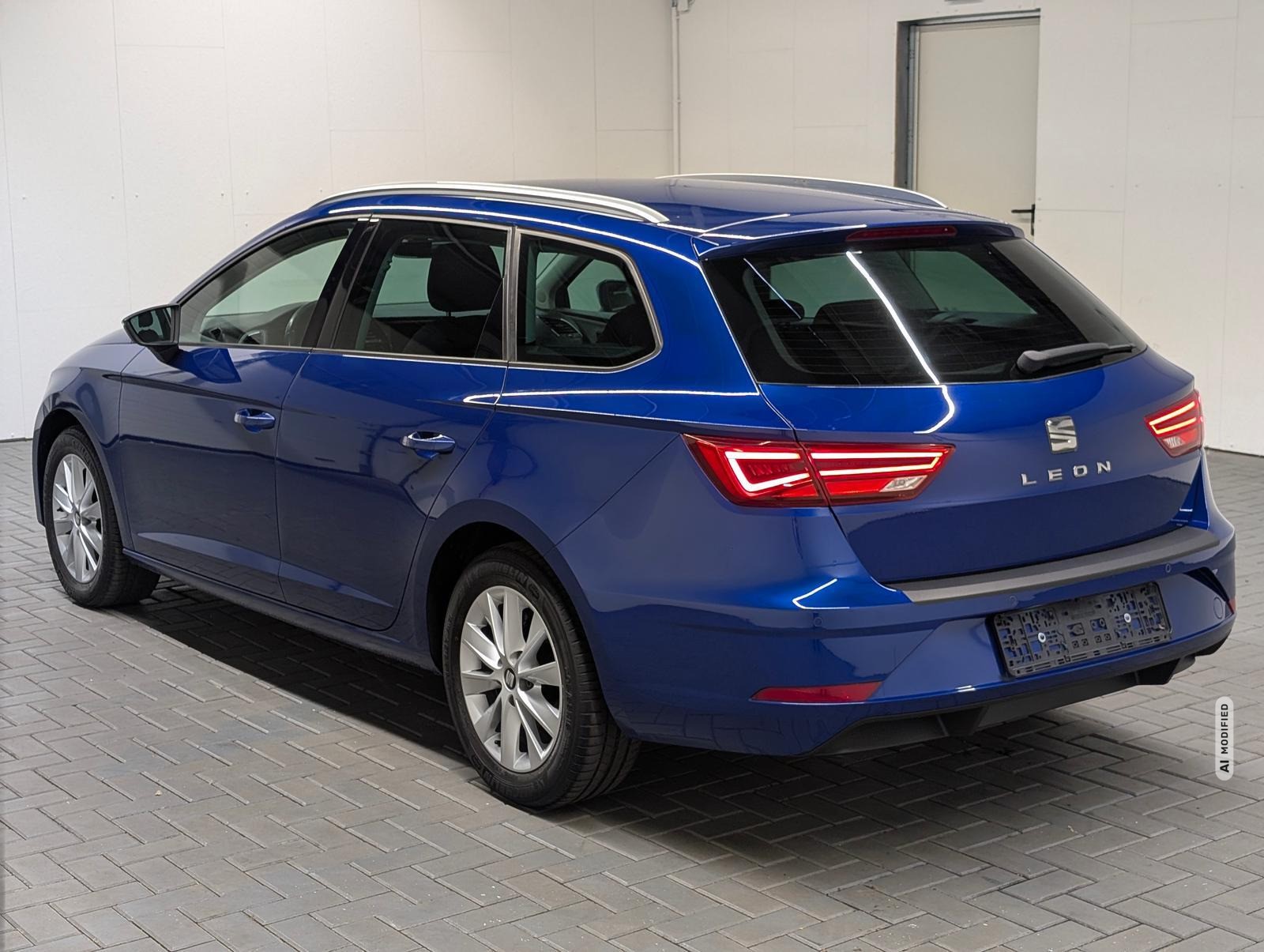 Seat Leon ST Style LED/Navi/DAB/AHK/ACC/SHZ/Kam/16-LM
