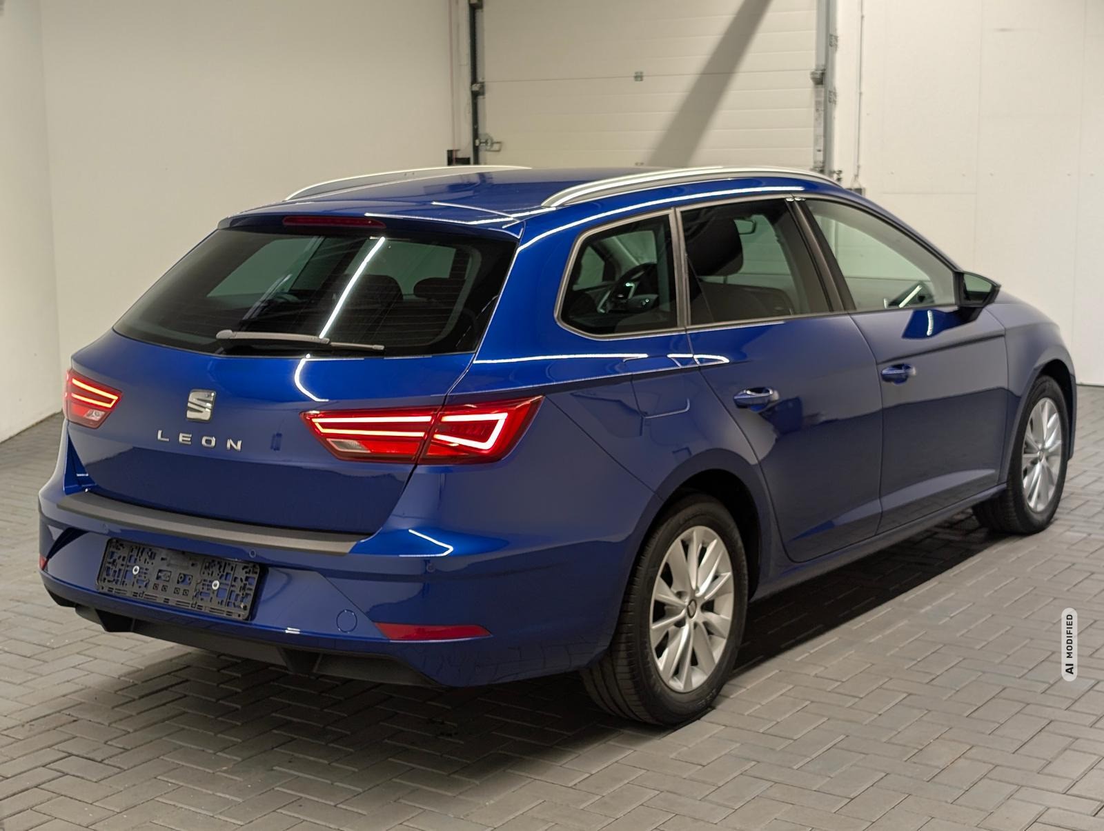 Seat Leon ST Style LED/Navi/DAB/AHK/ACC/SHZ/Kam/16-LM