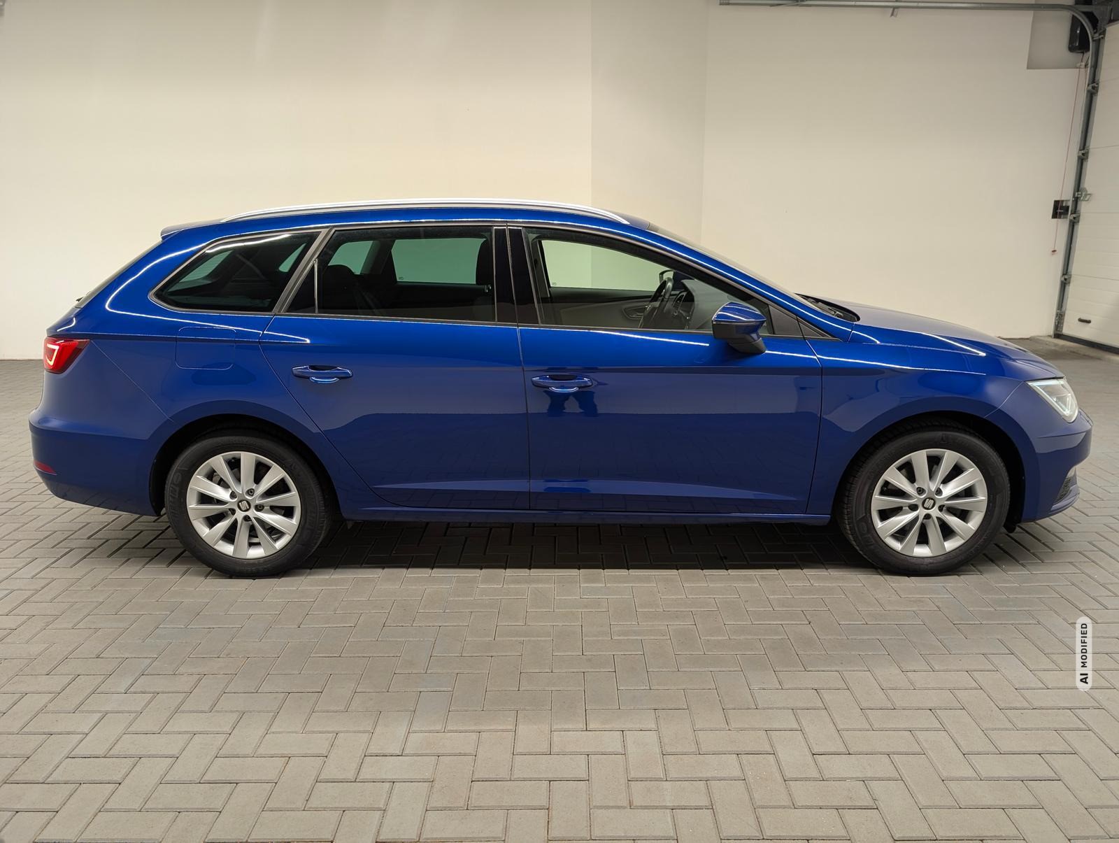 Seat Leon ST Style LED/Navi/DAB/AHK/ACC/SHZ/Kam/16-LM