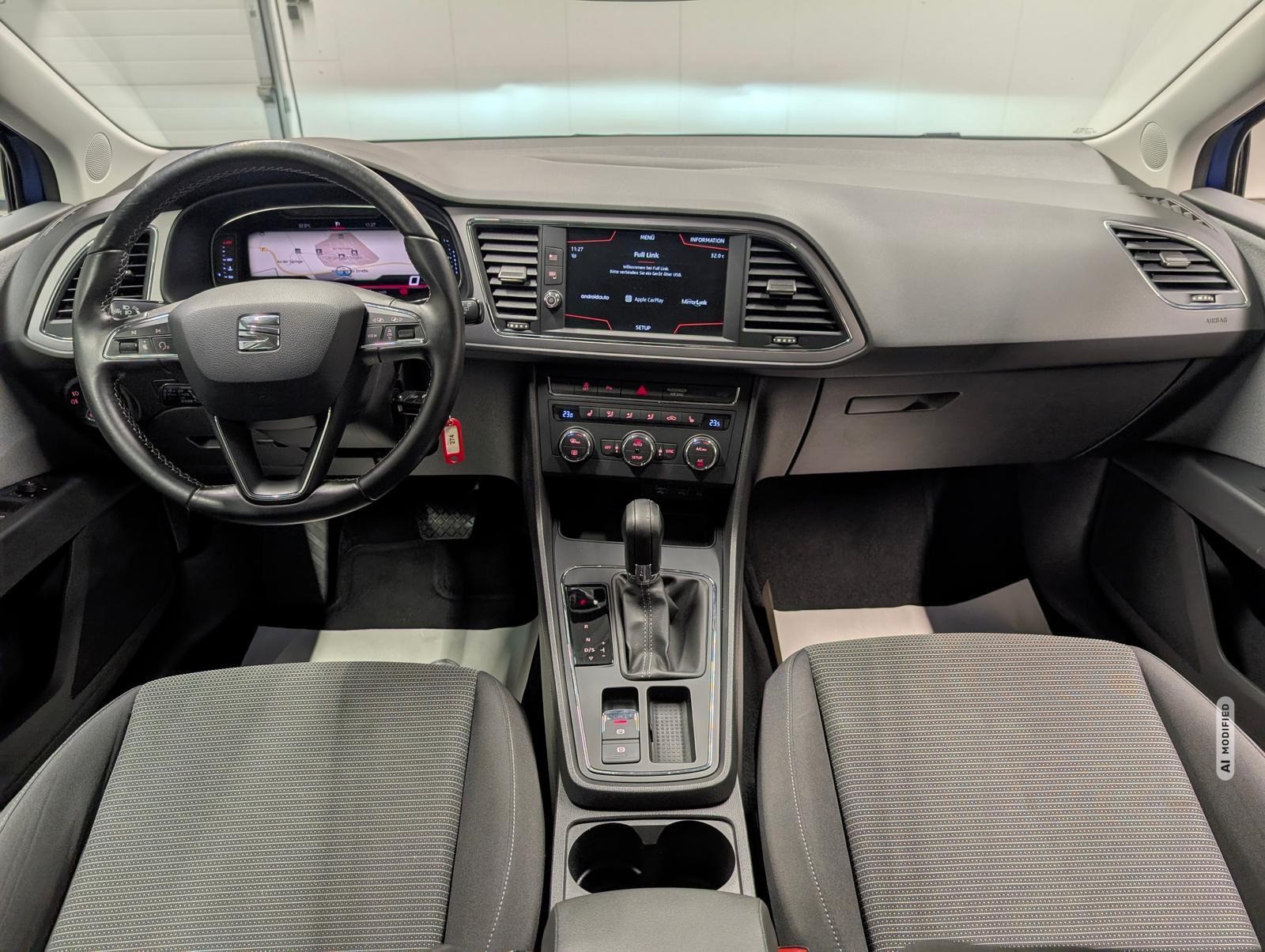 Seat Leon ST Style LED/Navi/DAB/AHK/ACC/SHZ/Kam/16-LM