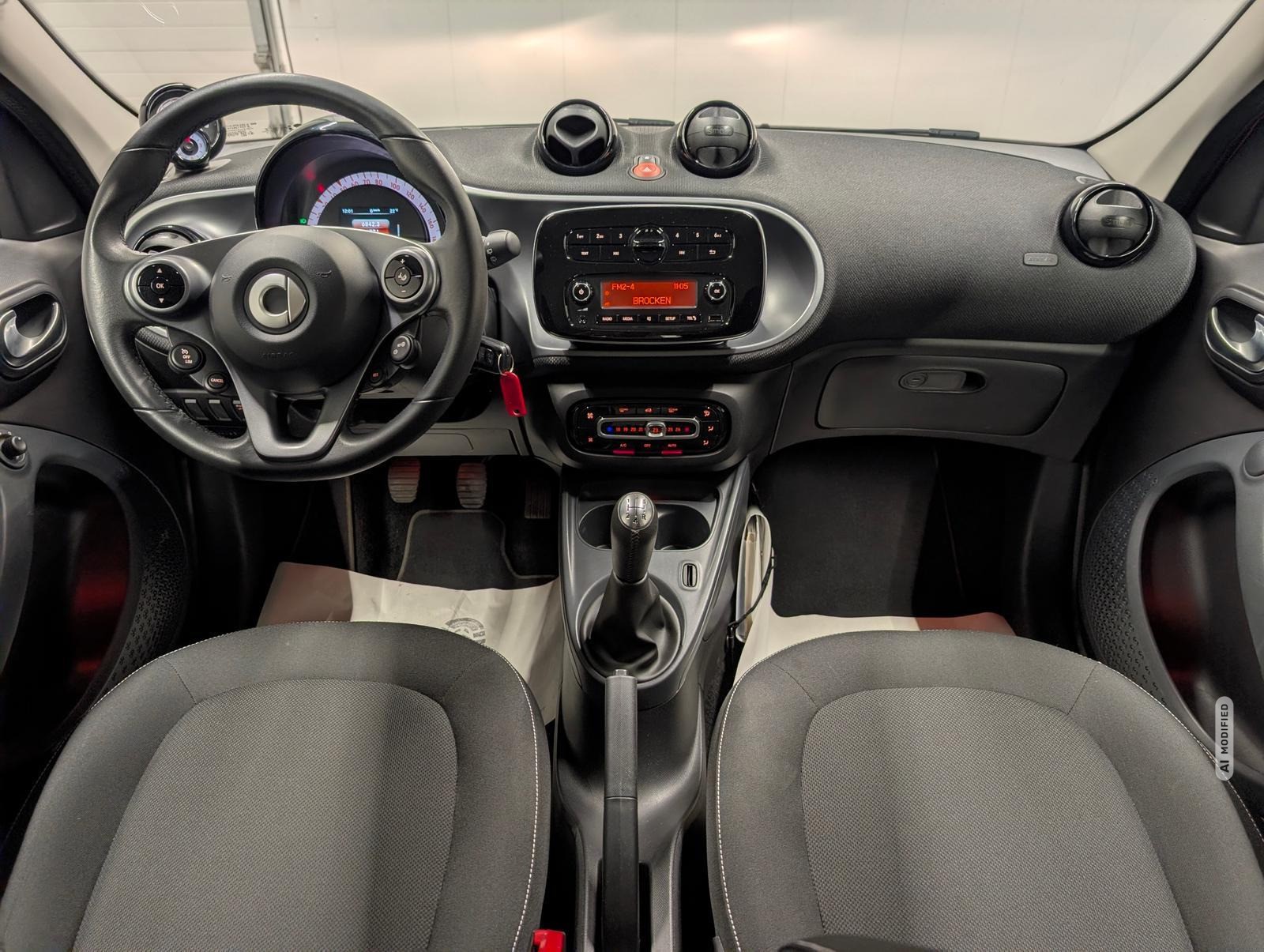 Smart ForFour Passion Klimaaut./SHZ/PDC/Tempom./15-LM