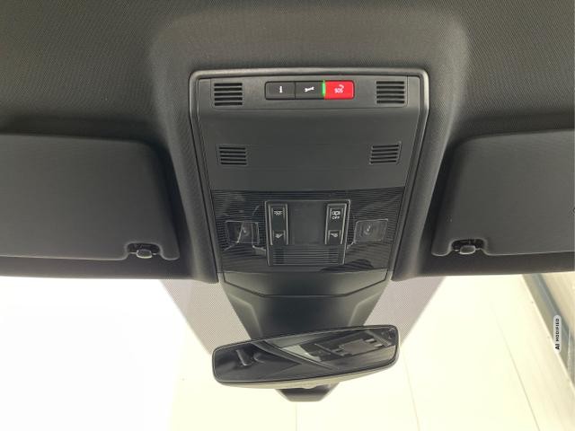 Volkswagen T-Cross R-Line 150PS DSG Navi+IQ.Light+AHK+Bl...
