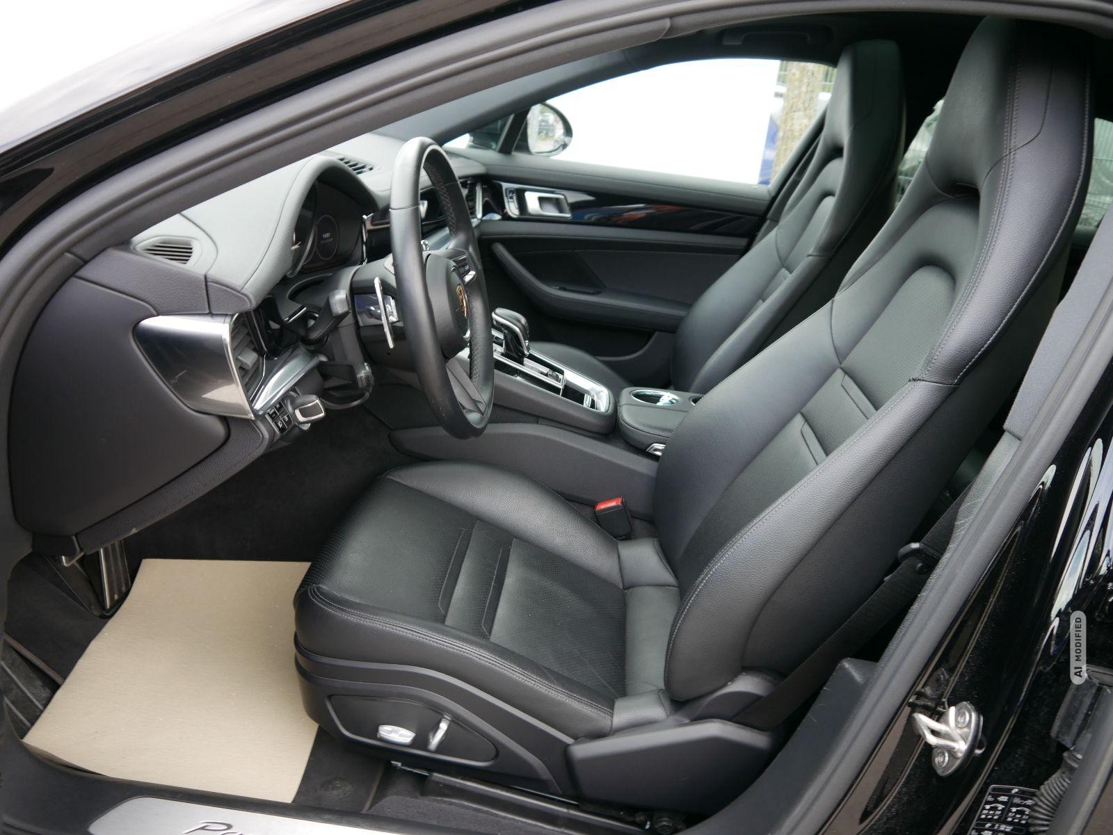 Porsche Panamera 4 Hybrid*ALLRAD*NAVI*PDC*KAMERA*LED*TEMPOMAT*LEDER*EL.PONORAMA-DACH*20-